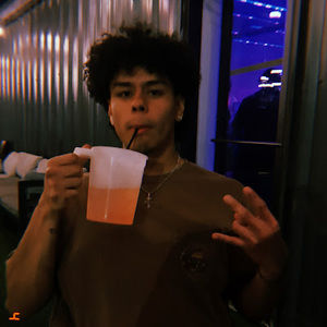 Meet your Posher, Leo